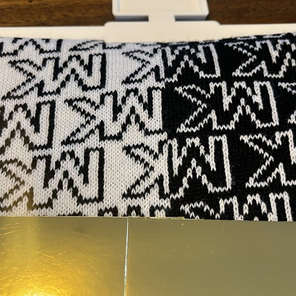 Michael Kors scarf hat - Picture 4 of 5